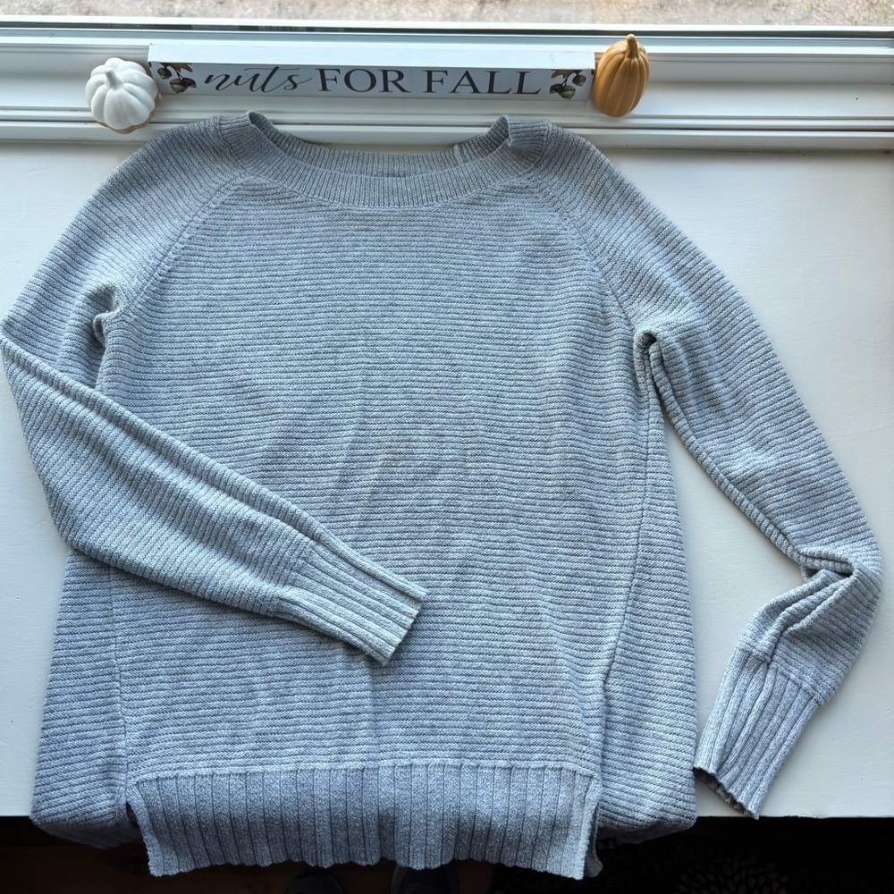 Old Navy Gray Knit Sweater | Crew Neck, Lightweight